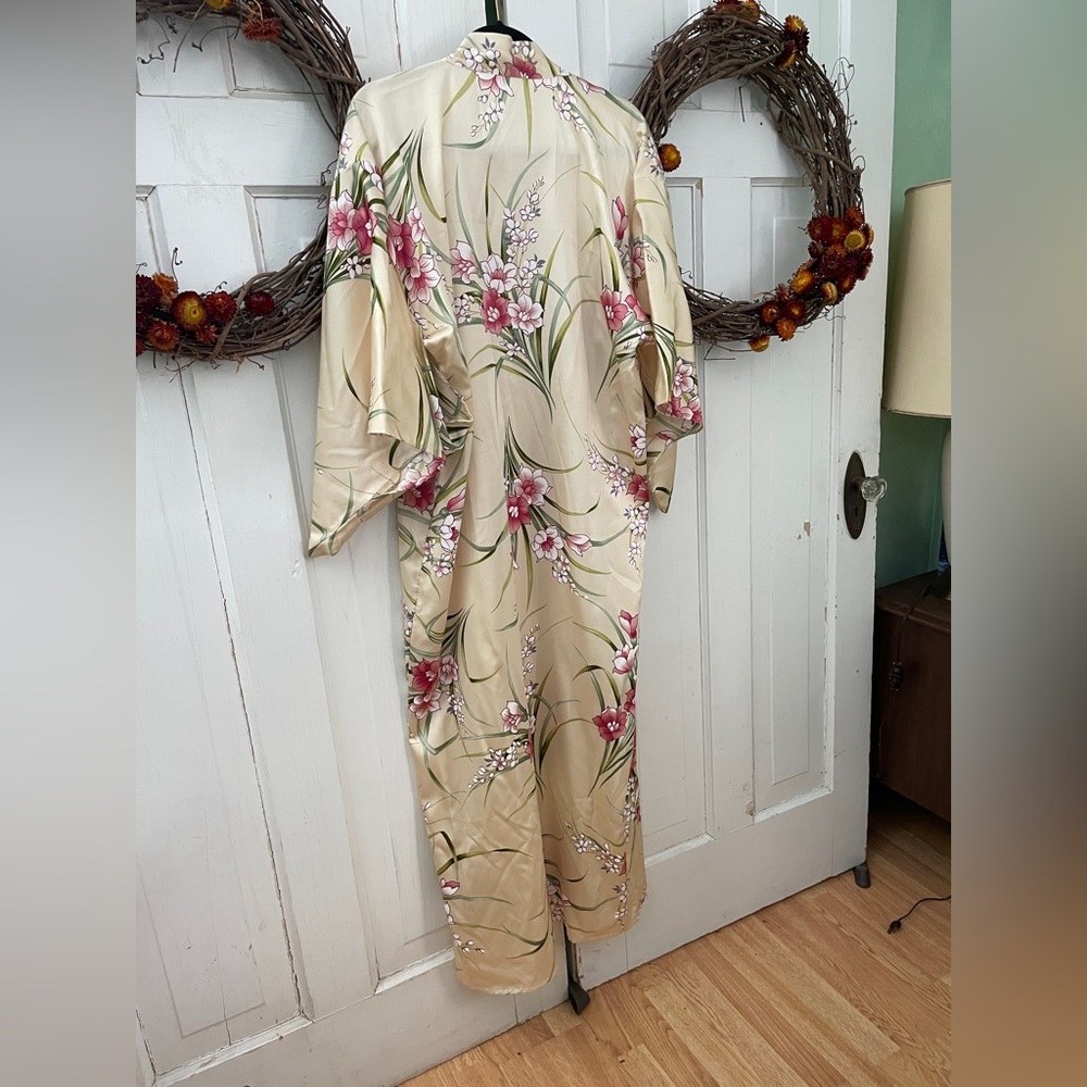 Kimono Style Robe One Size Fits Most - Picture 5 of 11